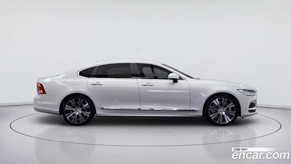 Volvo S90 2024