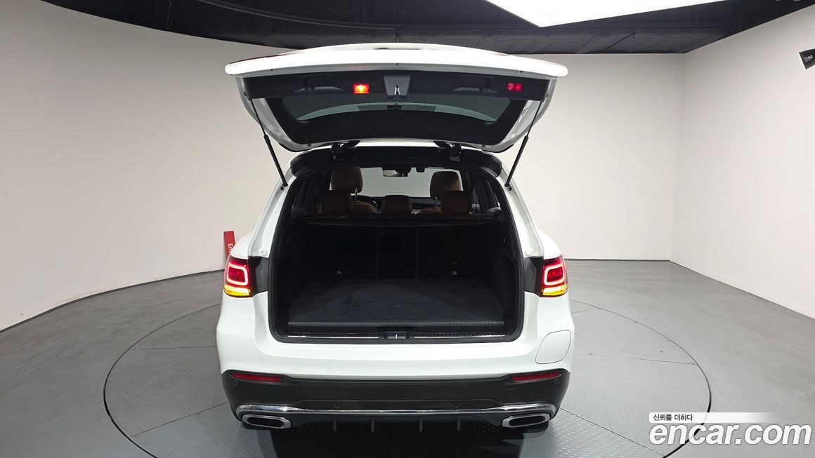 Mercedes-Benz GLC-Class 2022