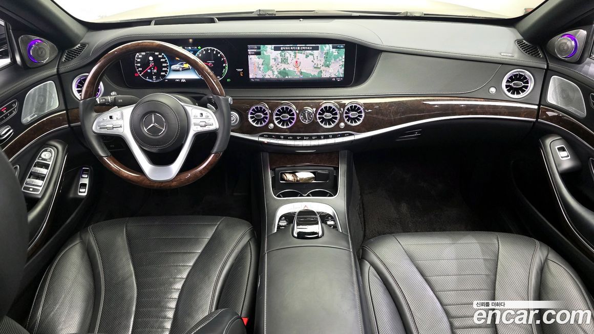 Mercedes-Benz S-Class 2020