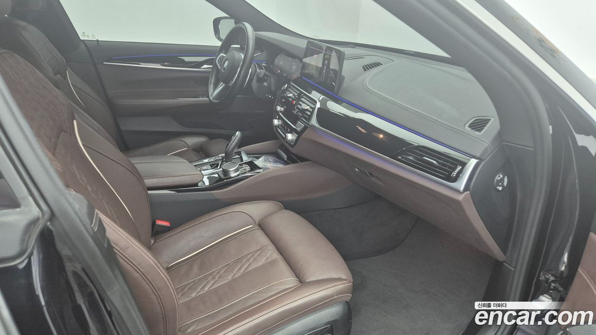 BMW Gran Turismo 2023