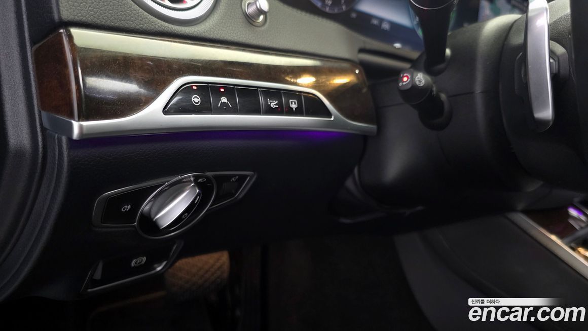 Mercedes-Benz S-Class 2020