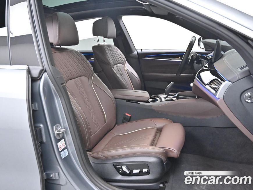 BMW Gran Turismo 2023