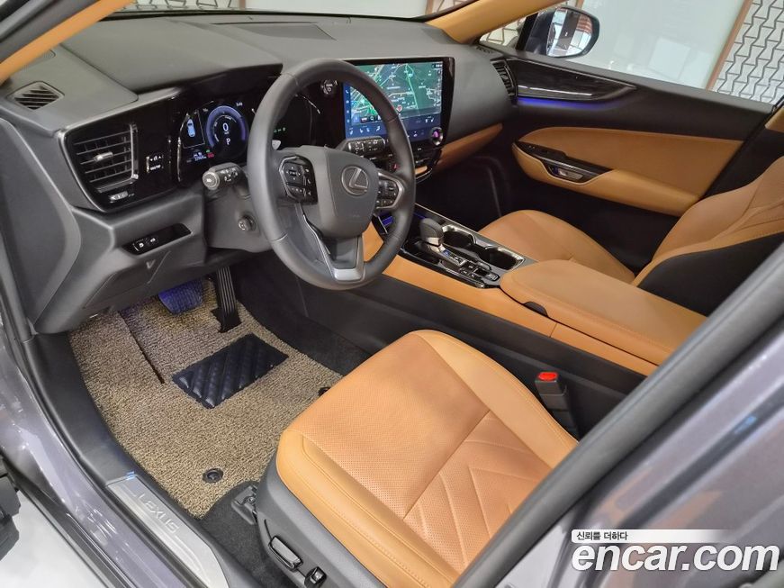 Lexus NX 2025