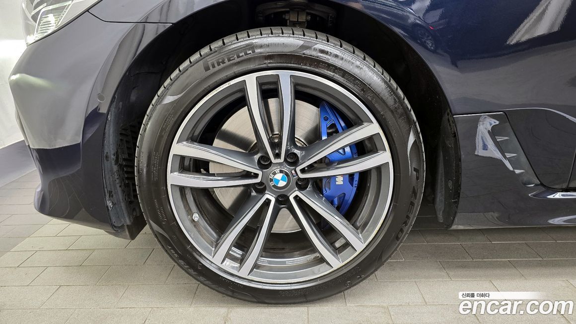 BMW Gran Turismo 2024