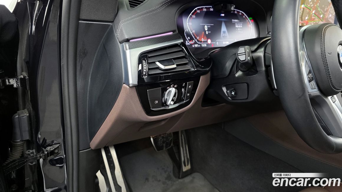 BMW Gran Turismo 2024