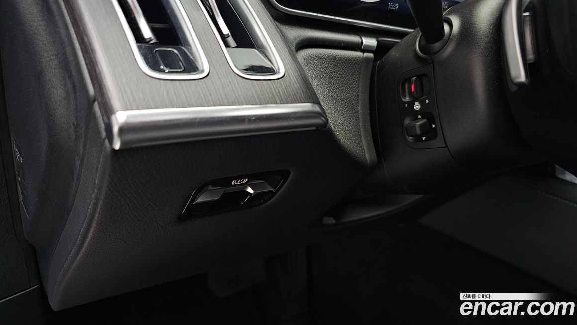 Mercedes-Benz S-Class 2021