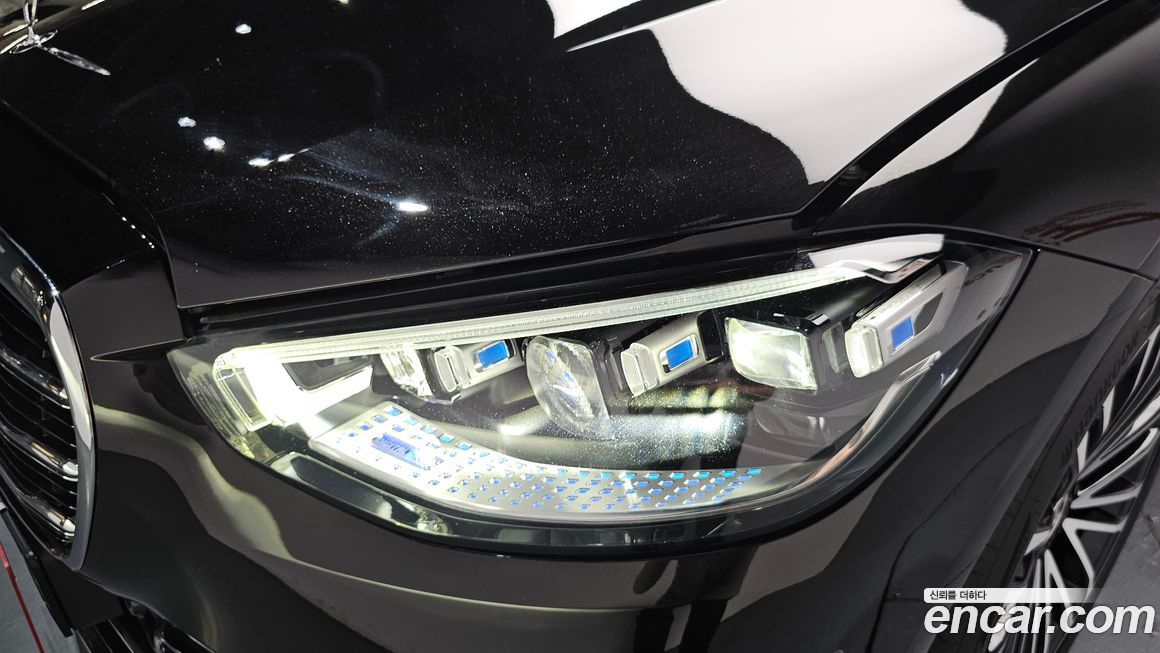 Mercedes-Benz S-Class 2021