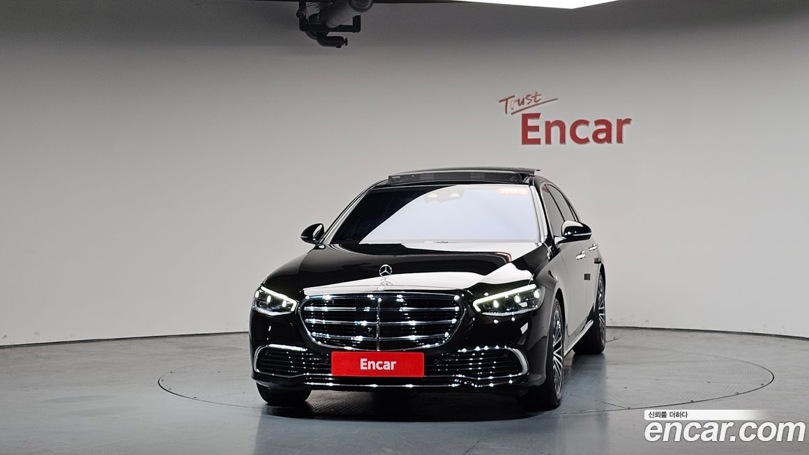 Mercedes-Benz S-Class 2021