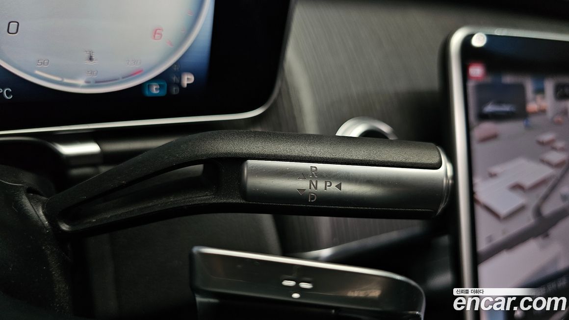 Mercedes-Benz S-Class 2021