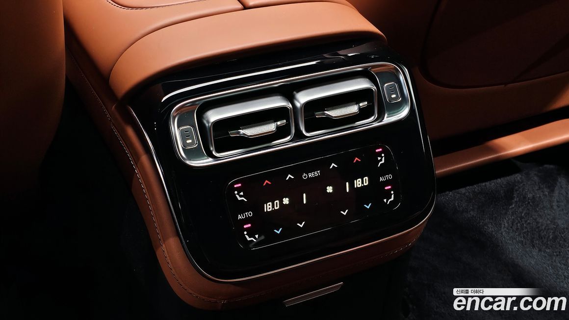 Mercedes-Benz S-Class 2021