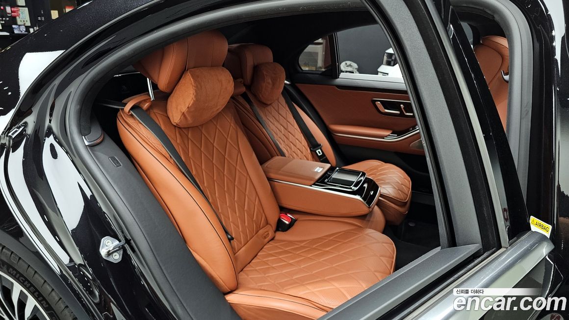 Mercedes-Benz S-Class 2021