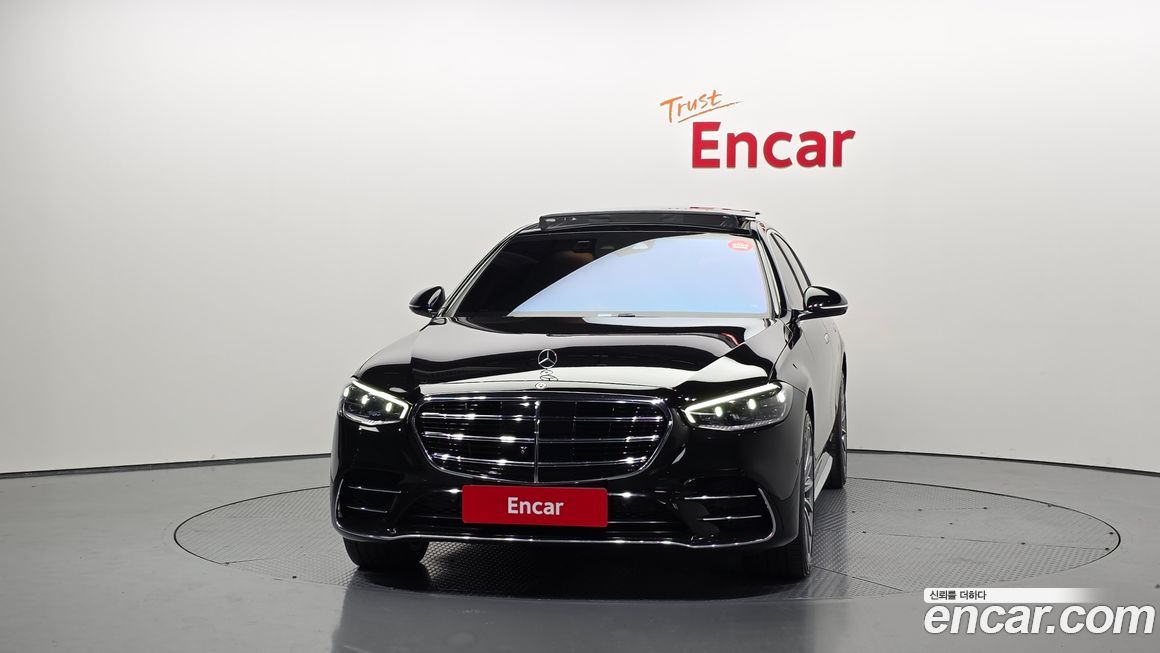 Mercedes-Benz S-Class 2023