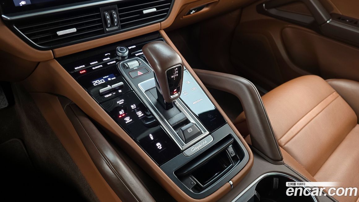 Porsche Cayenne 2020