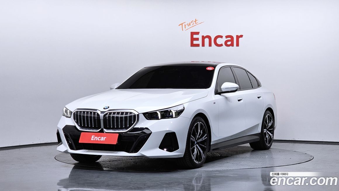 BMW 5-Series 2025