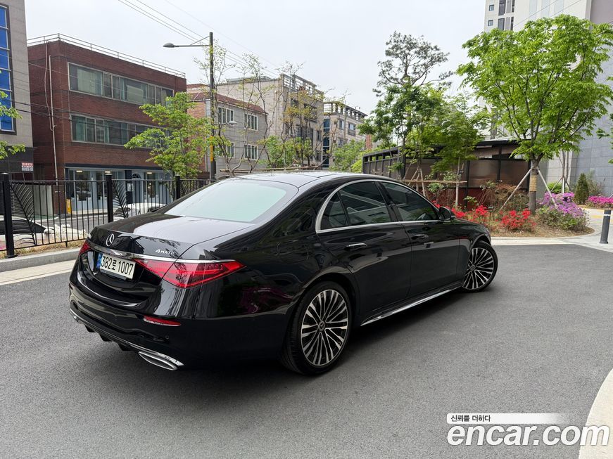 Mercedes-Benz S-Class 2022