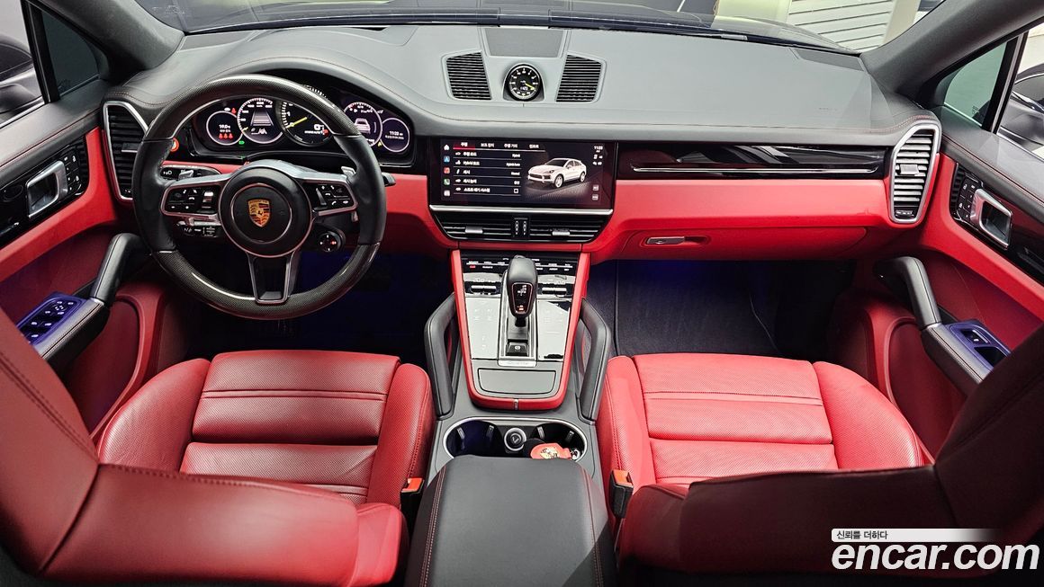 Porsche Cayenne 2022