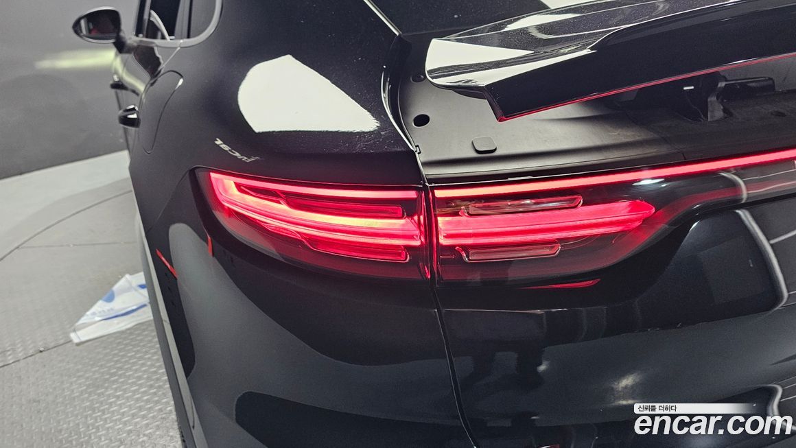 Porsche Cayenne 2022