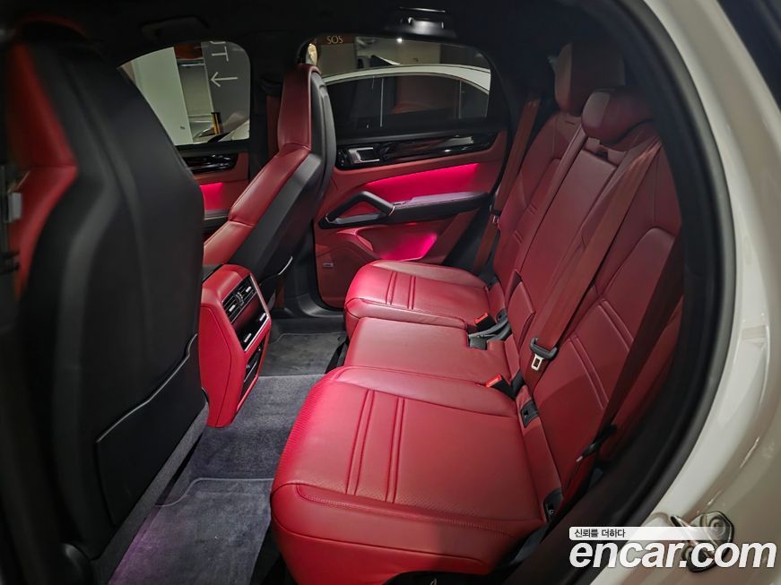 Porsche Cayenne 2022