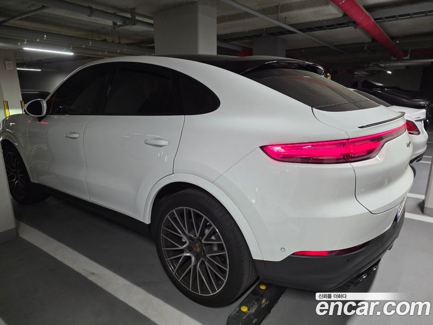 Porsche Cayenne 2022