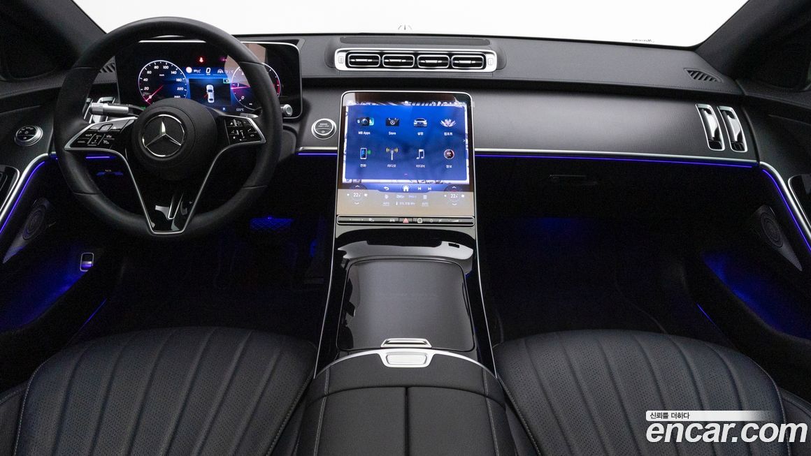 Mercedes-Benz S-Class 2025