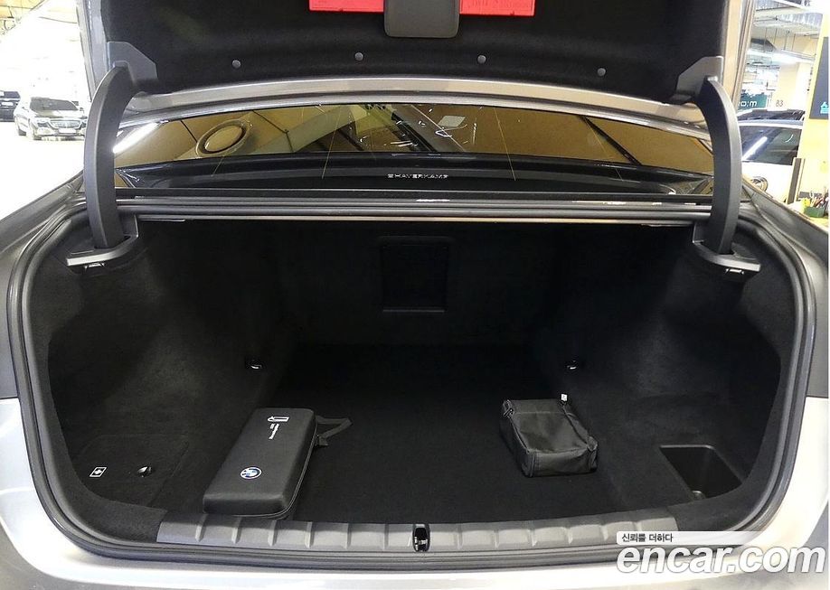BMW 7-Series 2025