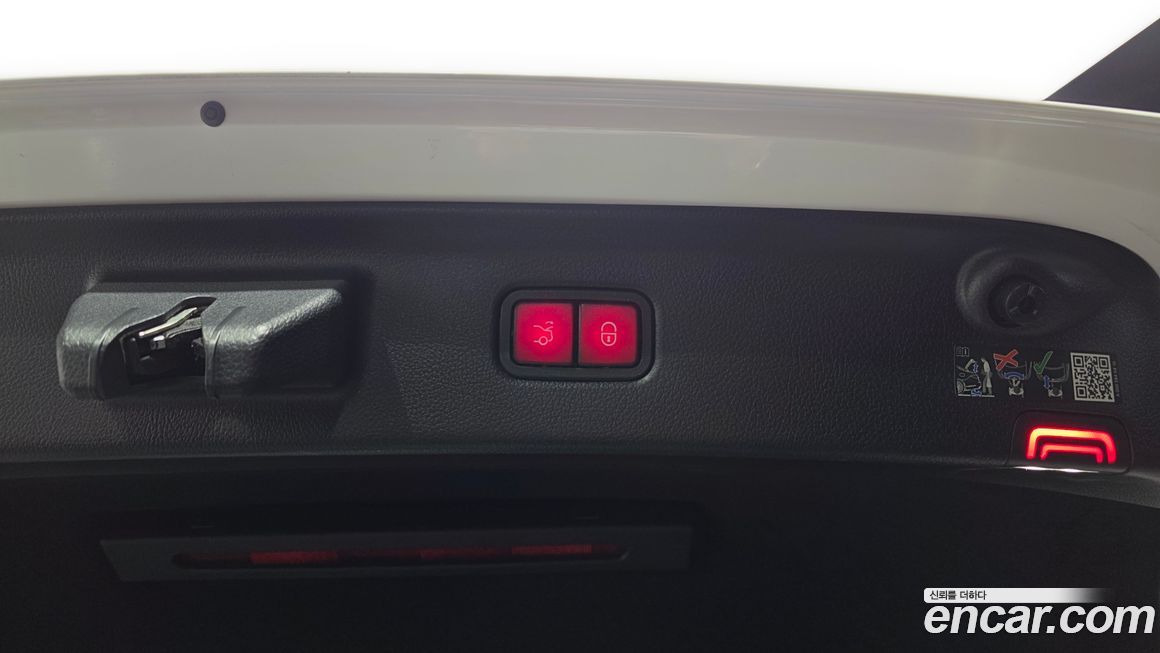 Mercedes-Benz S-Class 2023