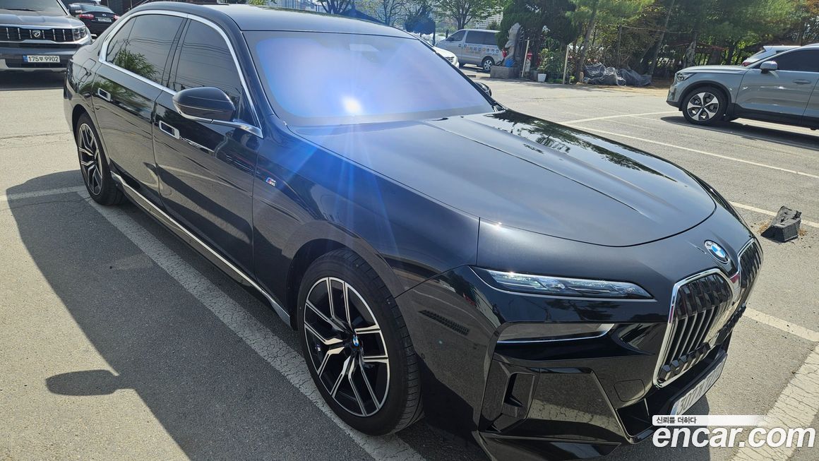 BMW 7-Series 2025