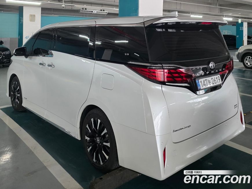 Toyota Alphard 2025