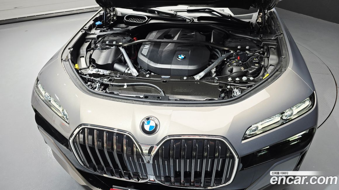 BMW 7-Series 2025