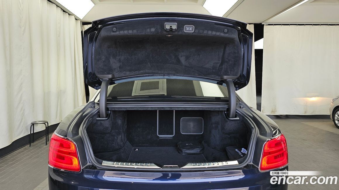 Bentley Flying Spur 2021