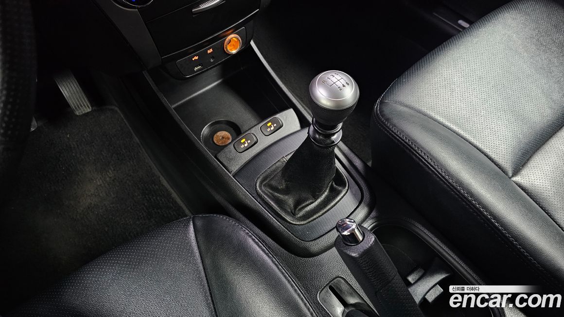 KG_Mobility_Ssangyong KORANDO 2013