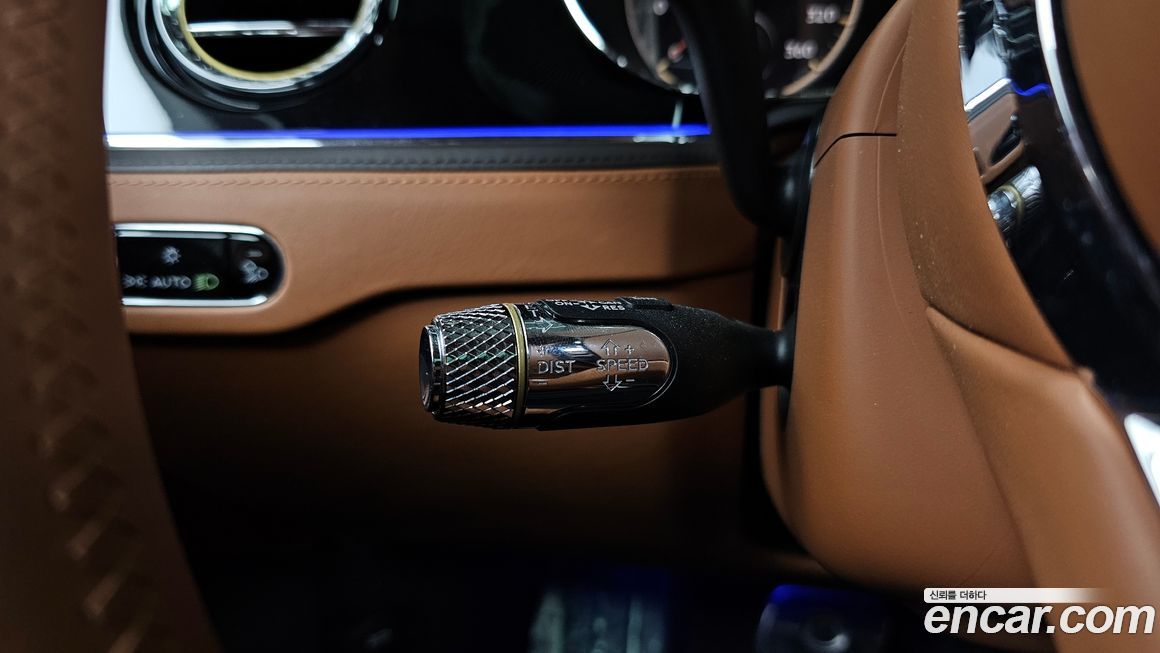 Bentley Flying Spur 2021