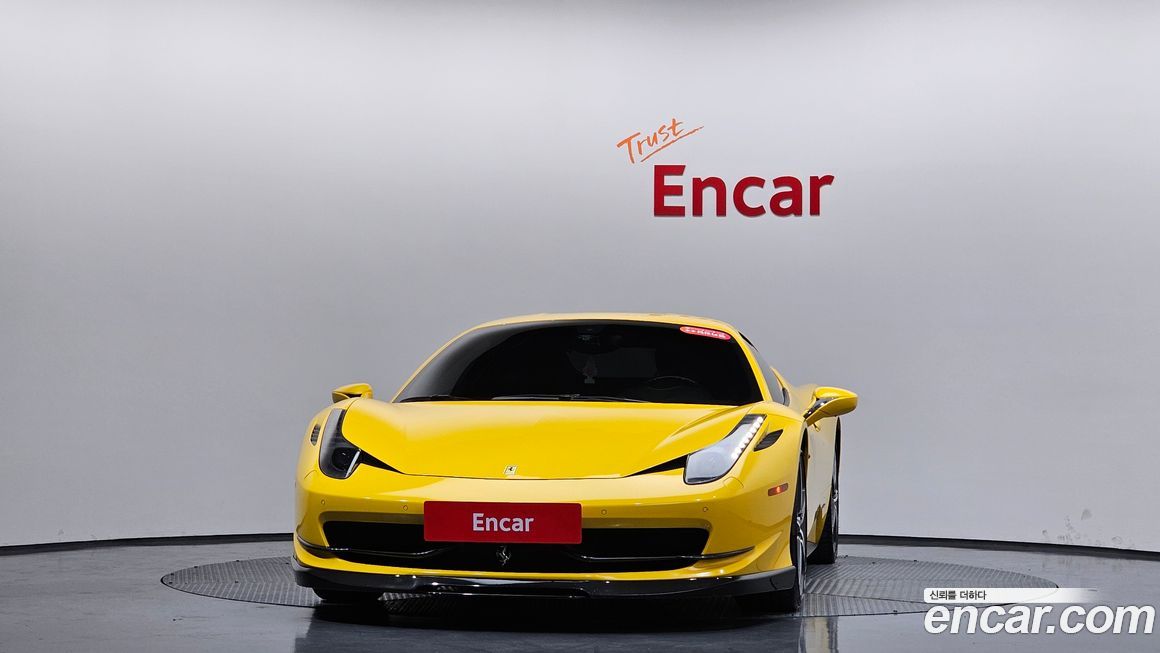 Ferrari 458 2014