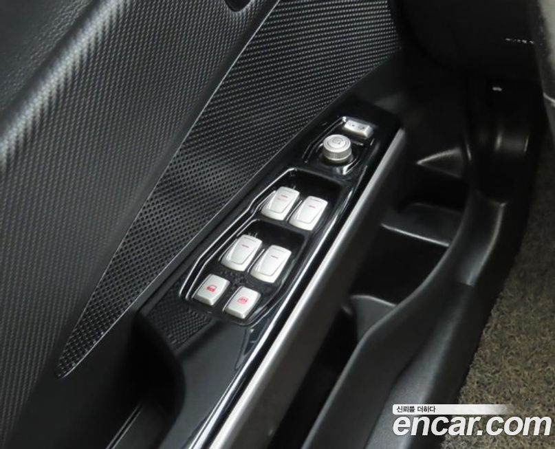 KG_Mobility_Ssangyong TIBOLI 2017