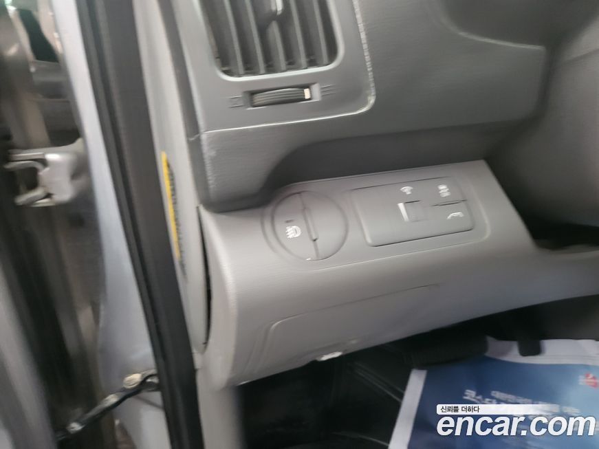 Hyundai Starex 2016
