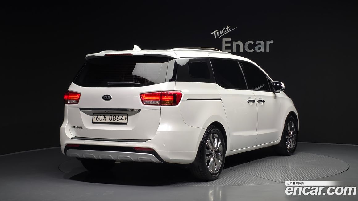 Kia Canival 2016
