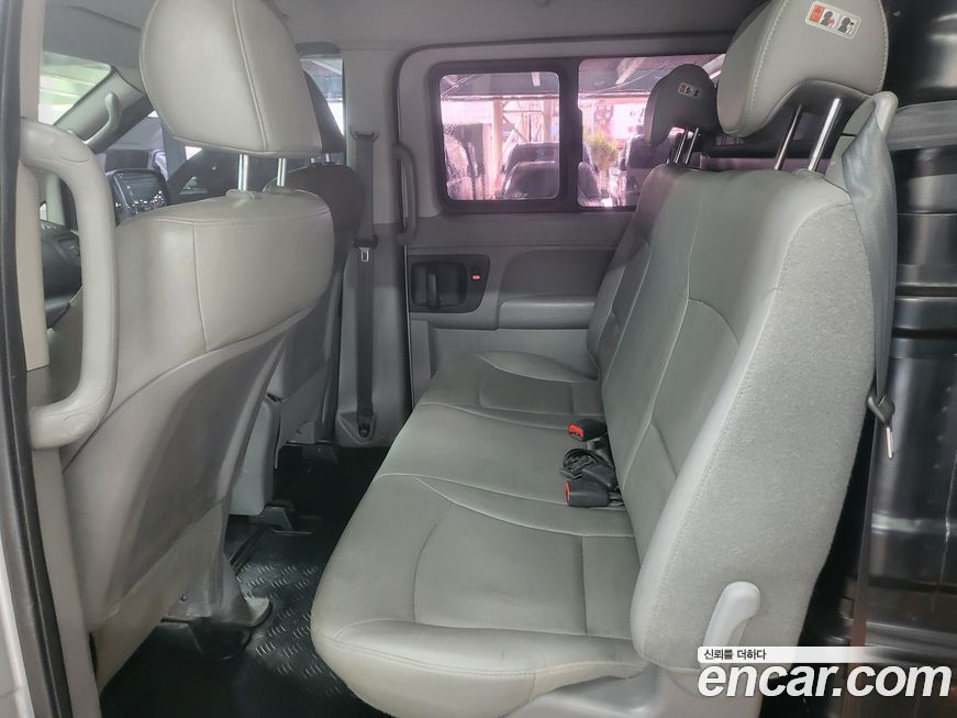 Hyundai Starex 2016