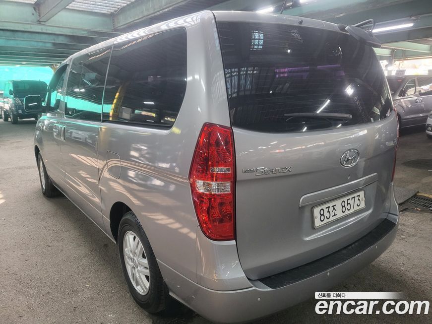 Hyundai Starex 2016