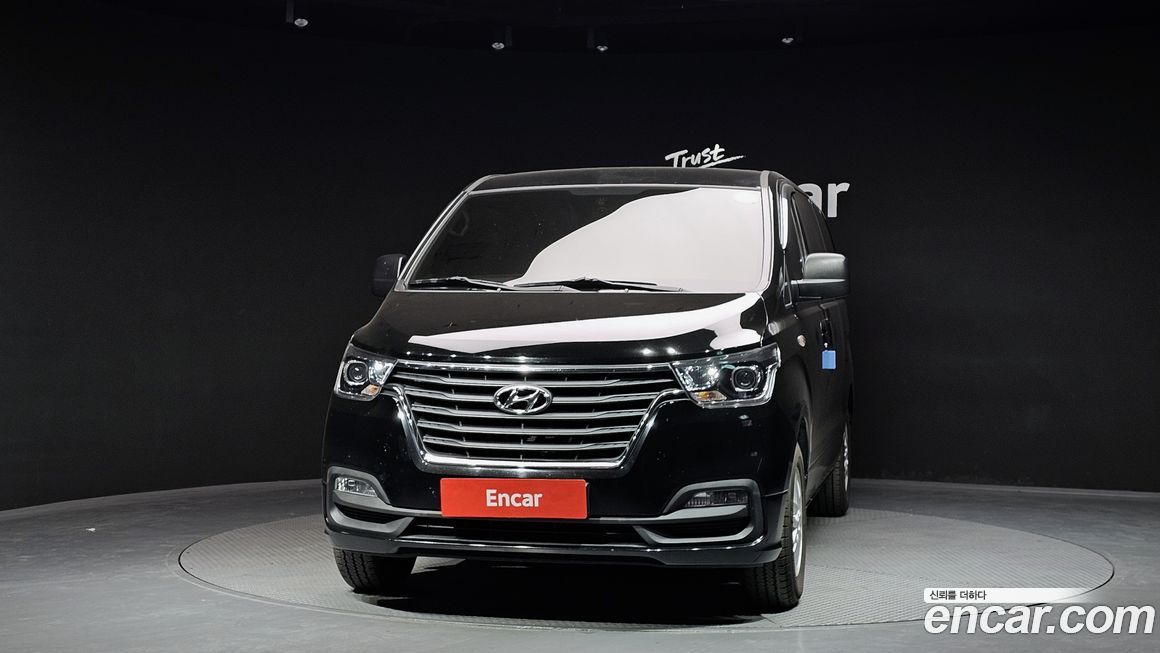 Hyundai Starex 2021