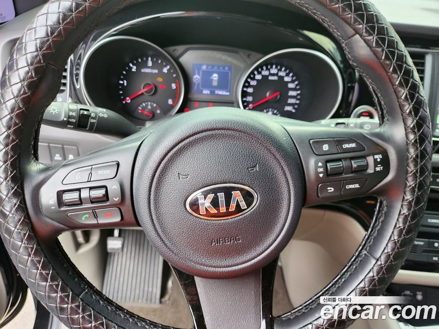 Kia Canival 2015