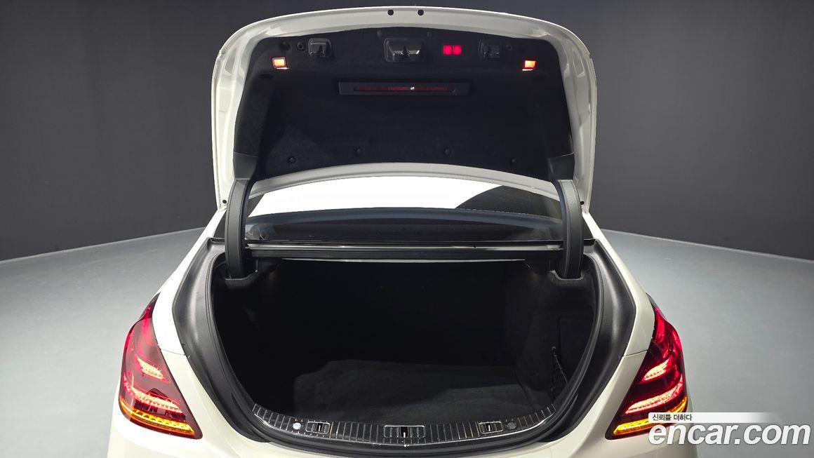 Mercedes-Benz S-Class 2019