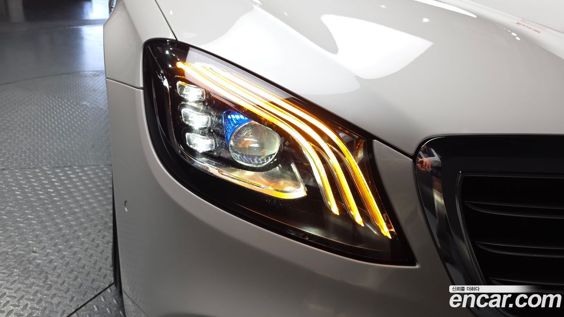 Mercedes-Benz S-Class 2019