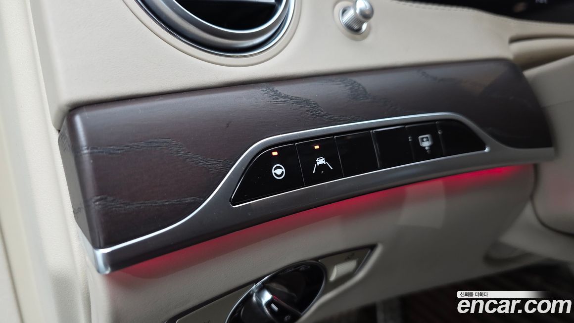 Mercedes-Benz S-Class 2019