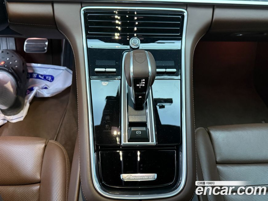 Porsche Panamera 2022