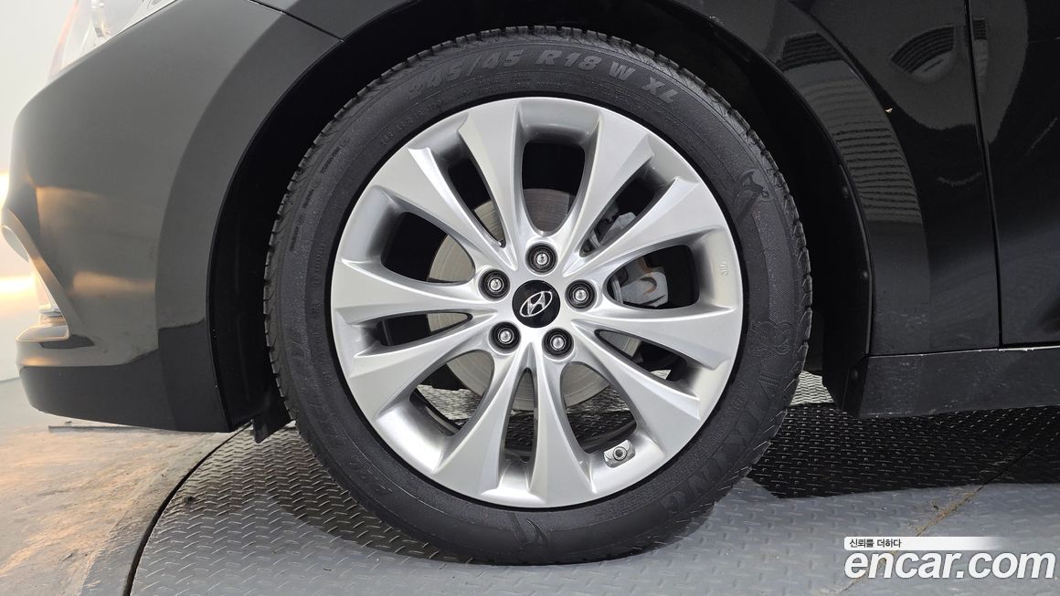 Hyundai Grandeur 2012