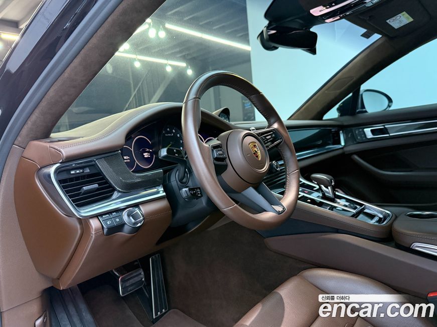 Porsche Panamera 2022