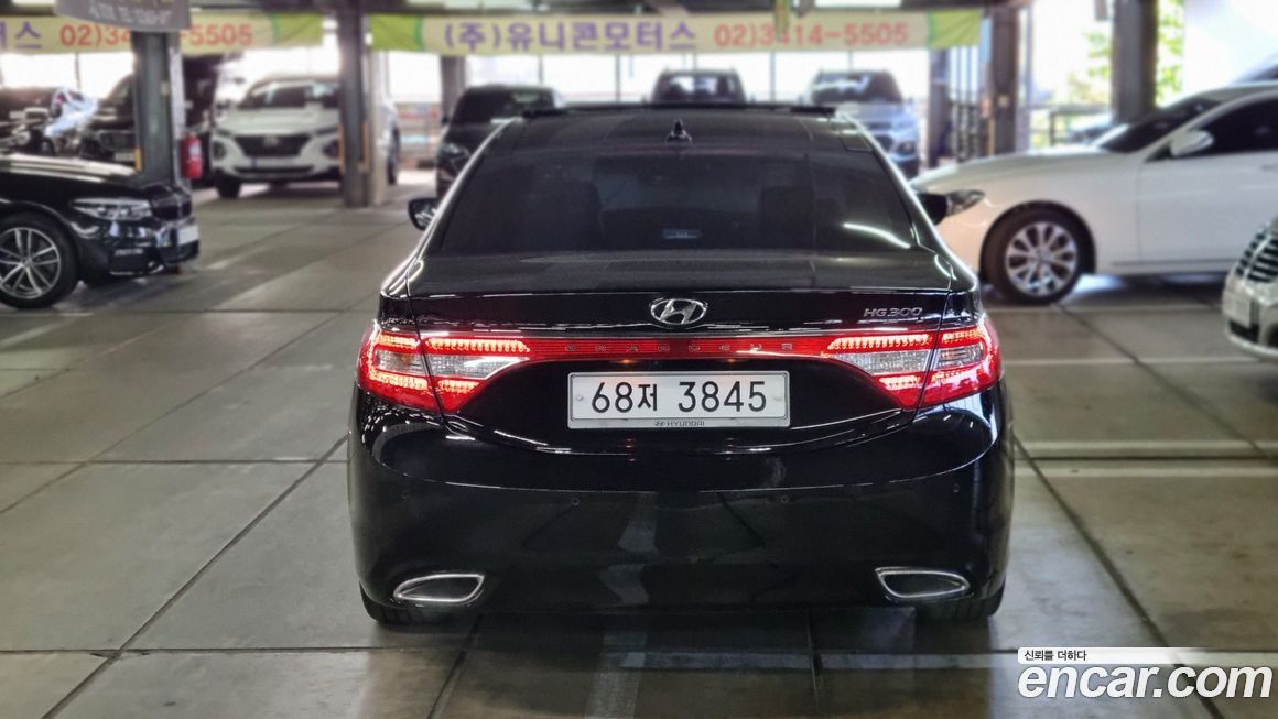 Hyundai Grandeur 2012