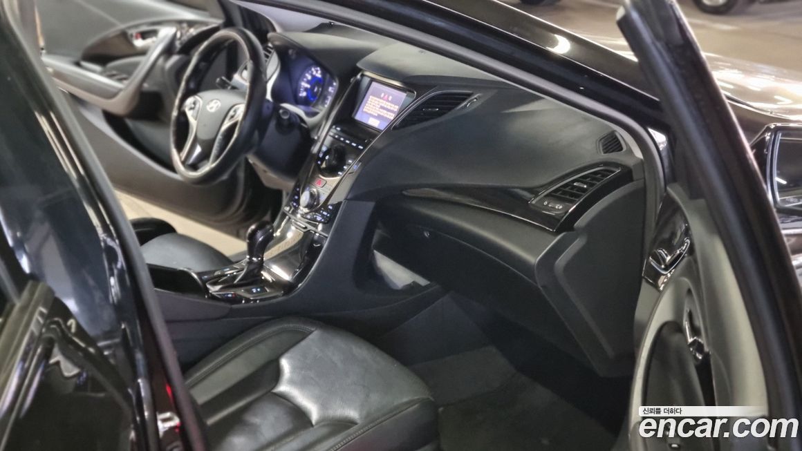 Hyundai Grandeur 2012