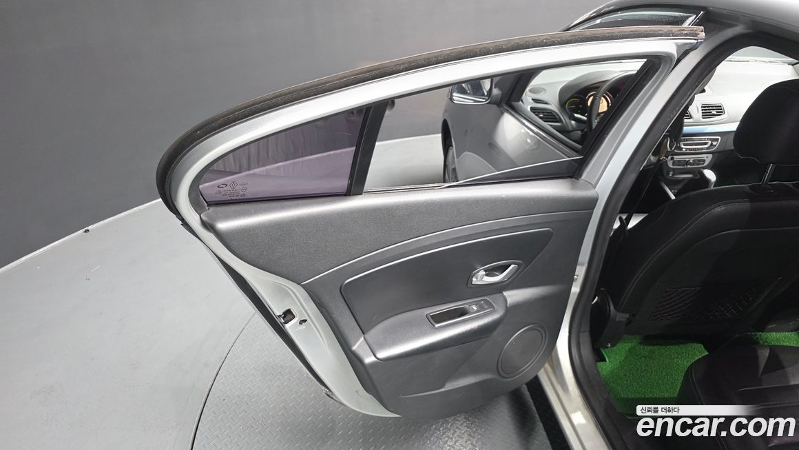 Renault-KoreaSamsung SM3 2015