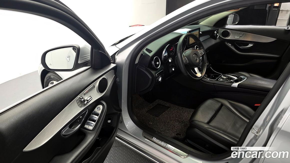 Mercedes-Benz C-Class 2016